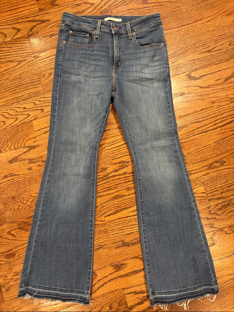 Levi 726 Flare Jeans  29w